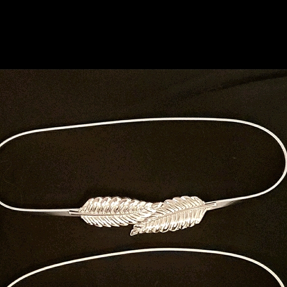Accessories - 💋3for$10 Metal leaf belt